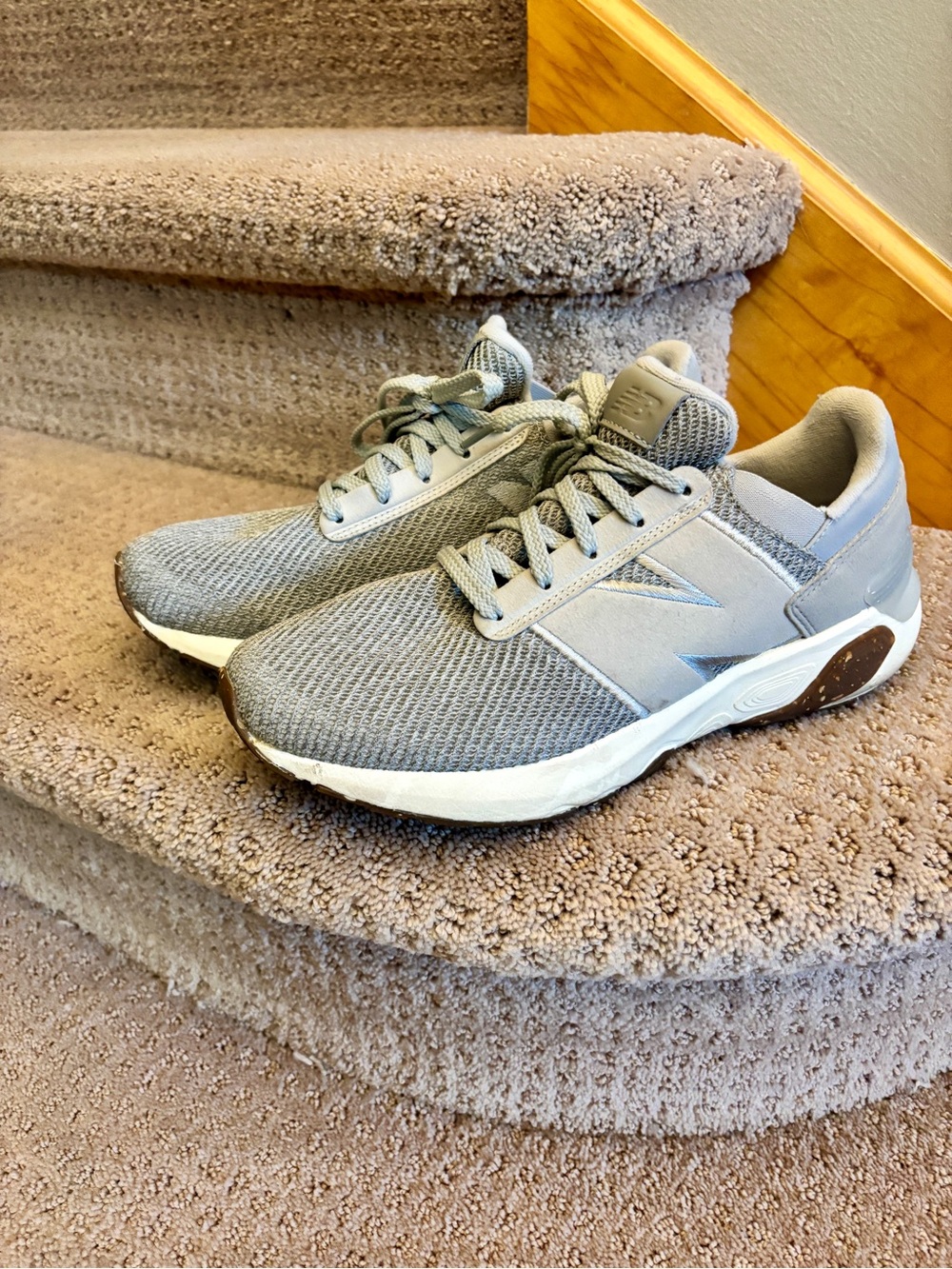 New Balance Women’s Fresh Foam Grey Mesh Athletic Sneakers Size 11 Like New